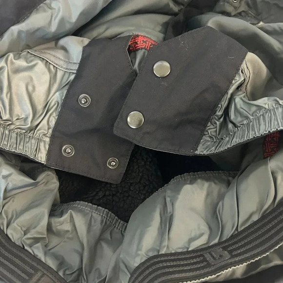 Burton Men's Dry Ride Black Snowboard Ski Jacket Hooded Size Medium - Picture 3 of 12